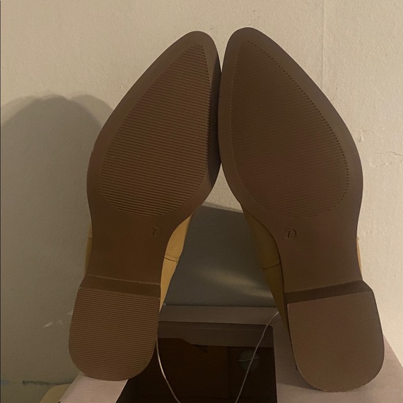 Booties - Picture 9 of 10